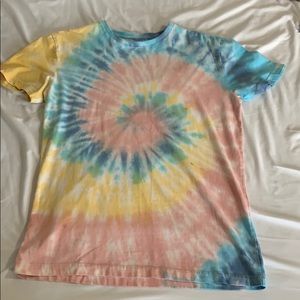 tie-dye top